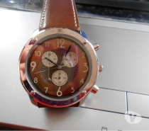 Montres occasion Philippeville - Photos Vivastreet Avon : montre pour monsieur